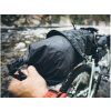 topeak bikepacking backloader rolovaci brasna na sedlovku 6l cerna 24