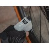 topeak pumpa e booster digital5